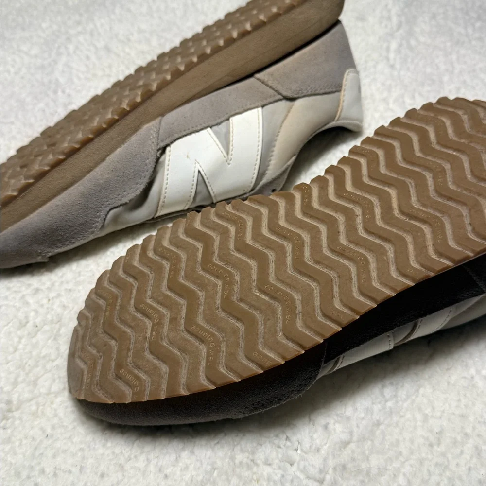 New Balance Suede and Mesh Gray Sneakers - Picture 10 of 10